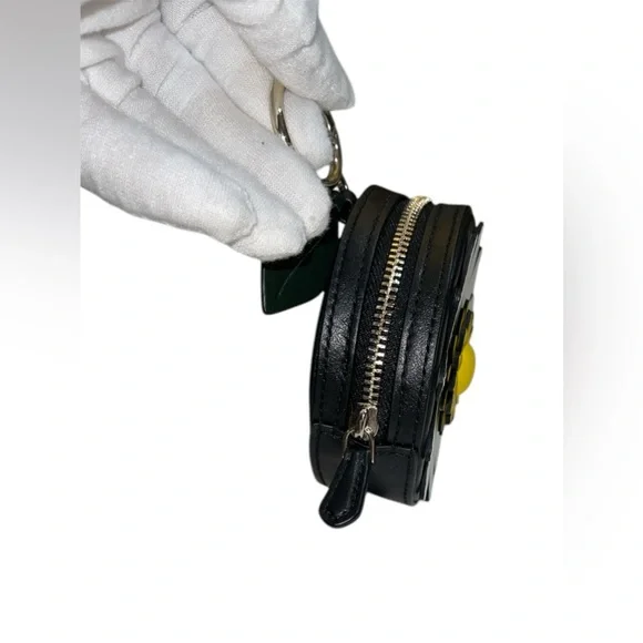 SOLD! KATE SPADE 3D DAISY COIN PURSE - Picture 9 of 10